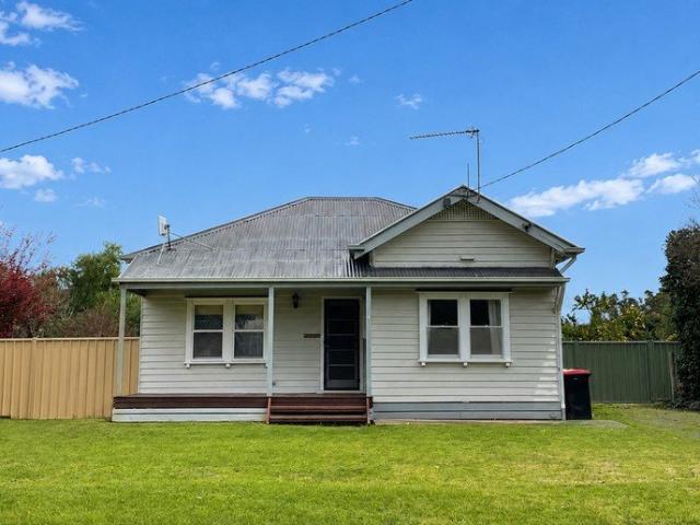 House for rent in Murchison, Victoria