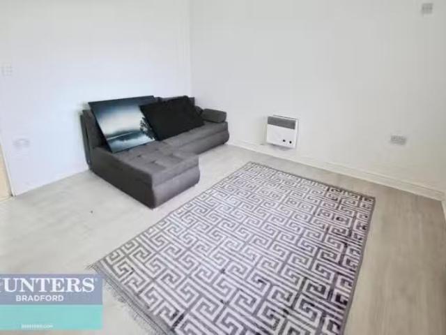 House for rent in Laisterdyke, West Yorkshire
