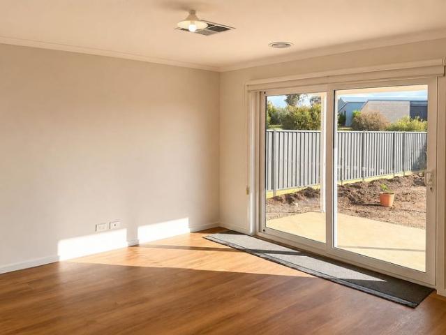House for rent in Campbells Creek, Victoria