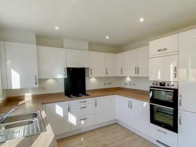House for rent in Seaford, Iford