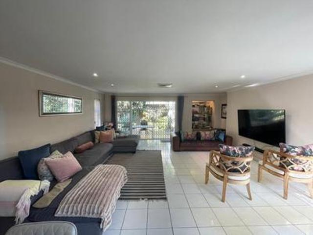 Townhouse for sale in Seaview, Kwazulu-natal