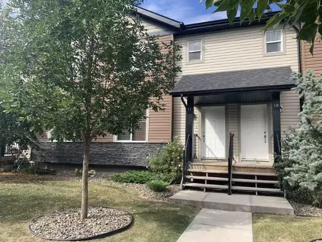 Condo for rent in Wedgewood, Alberta