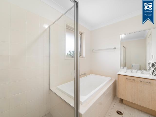Townhouse for sale in Holsworthy