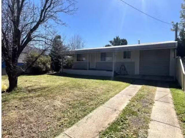 House for rent in Griffith, Griffith City Council