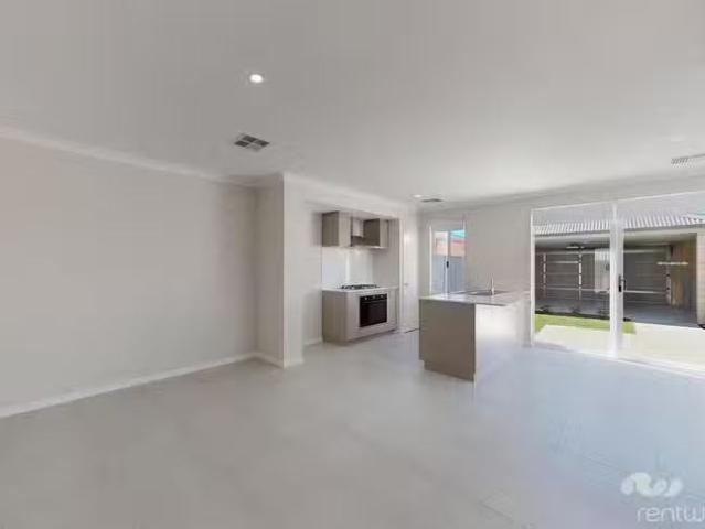 House for rent in Alkimos, Western Australia