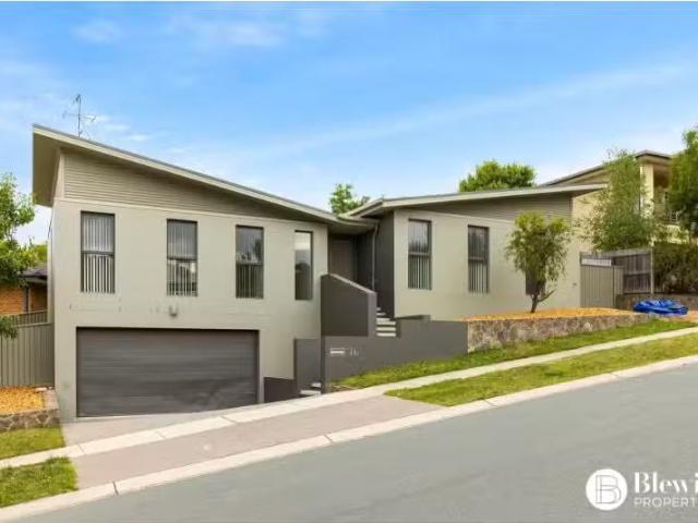 House for rent in Jerrabomberra, Queanbeyan