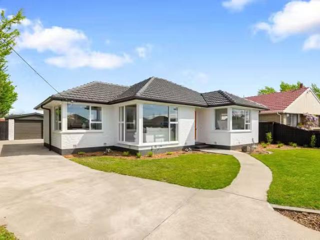 House for rent in Chaslands, Canterbury