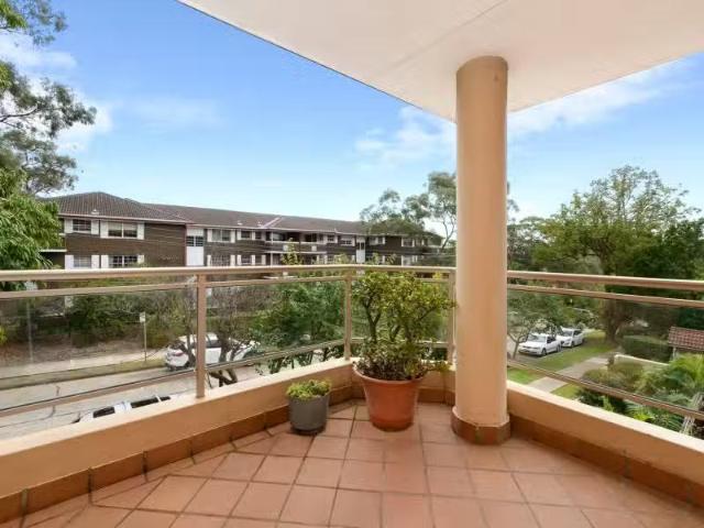 Apartment for rent in Lower North Shore, Sydney