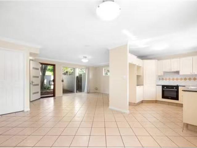 Condo for rent in Toombul, Queensland