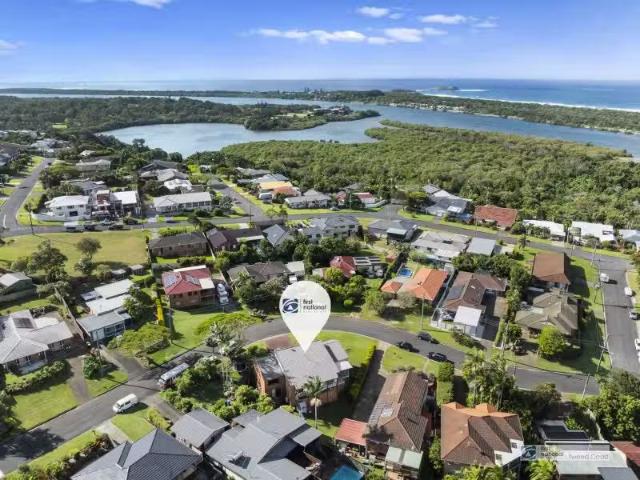 Condo for rent in Banora Point, New South Wales