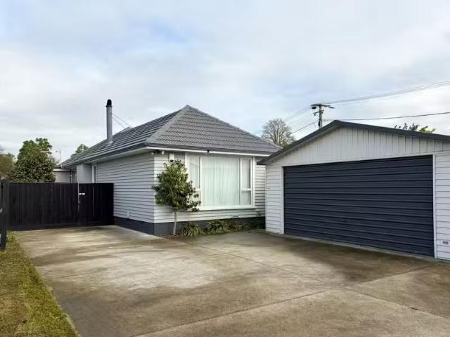 House for rent in Chaslands, Canterbury