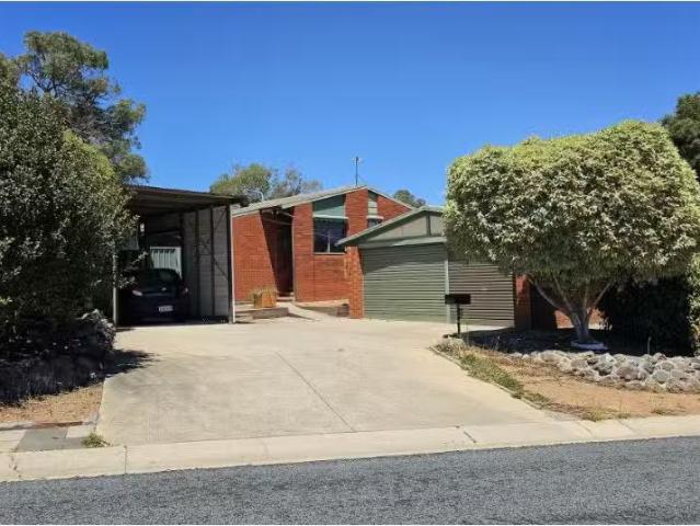 House for rent in Charnwood, Australian Capital Territory