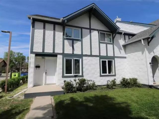 Condo for rent in East St. Paul, Manitoba