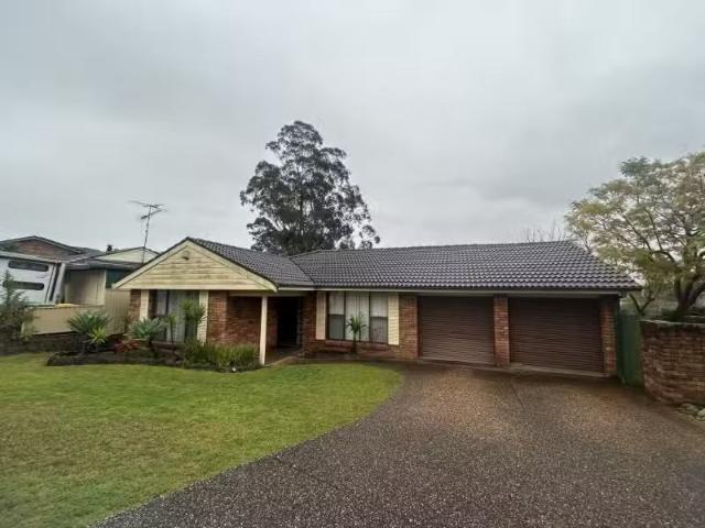 House for rent in Ingleburn, Sydney
