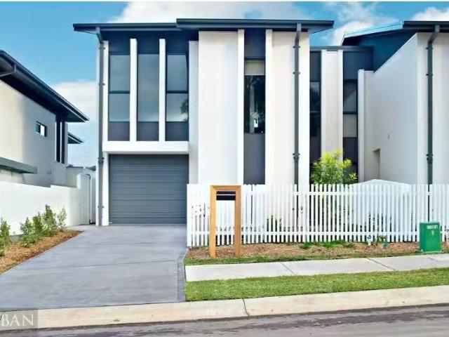 Condo for rent in Sydney, New South Wales