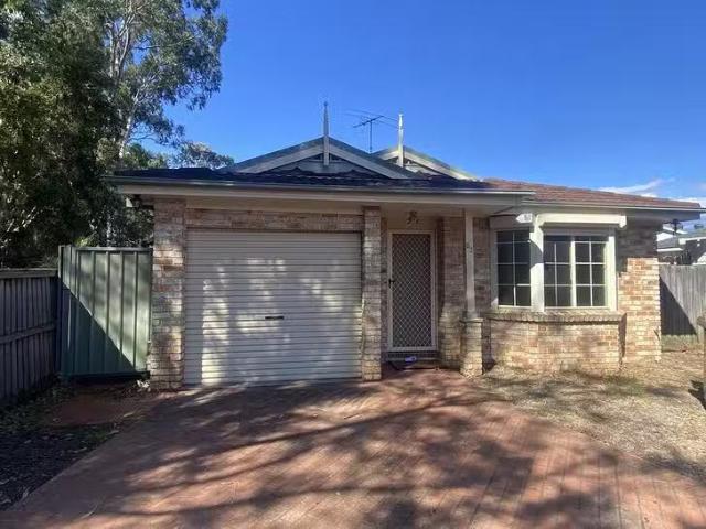 House for rent in Prestons, Sydney