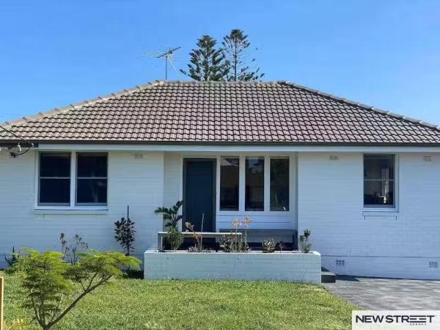 House for rent in Caves Beach, City of Lake Macquarie