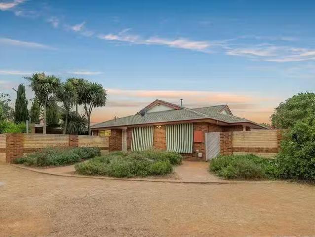 House for rent in Yarrawonga, Victoria