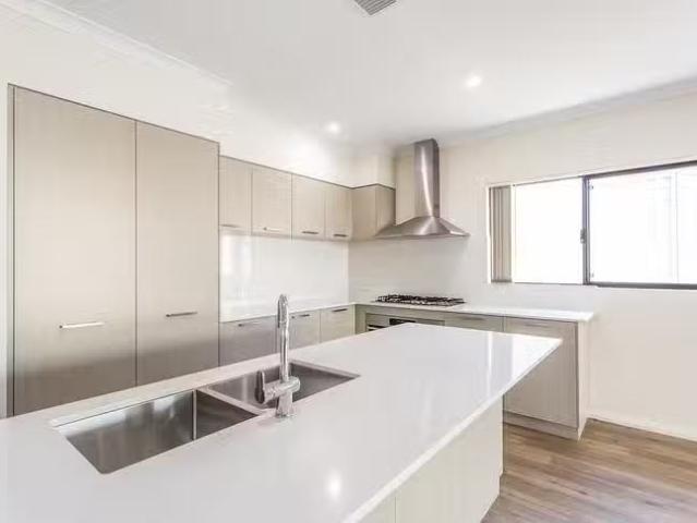House for rent in Woodvale, Western Australia