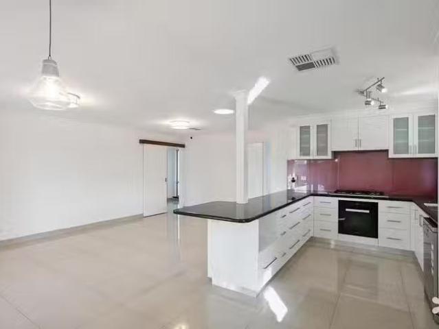 House for rent in Bull Creek, Western Australia