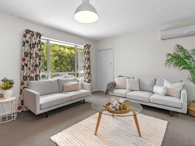 House for rent in Oaklands, Christchurch