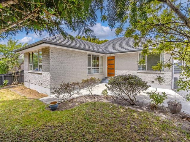 House for rent in Chaslands, Canterbury