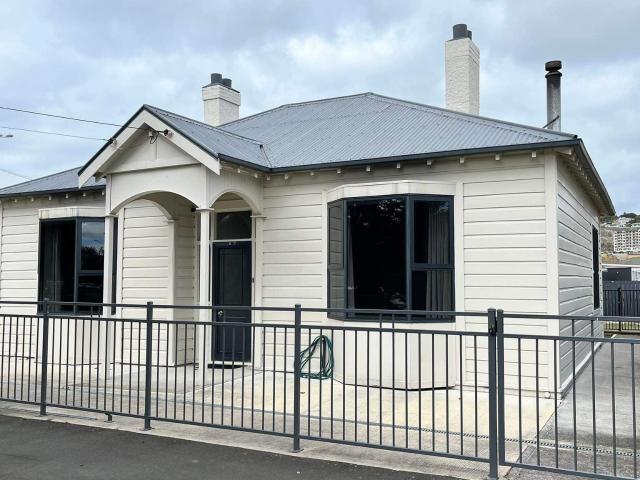 House for rent in Otakou