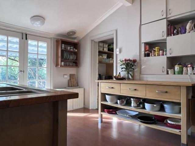 House for rent in Applecross, Western Australia