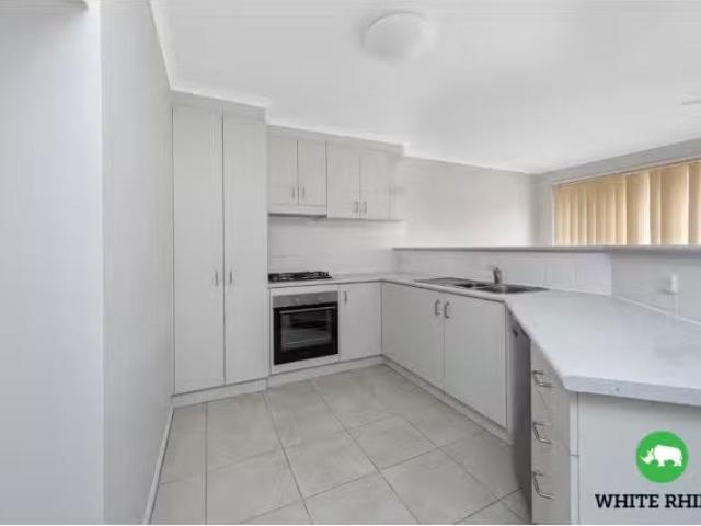 Condo for rent in Queanbeyan, New South Wales