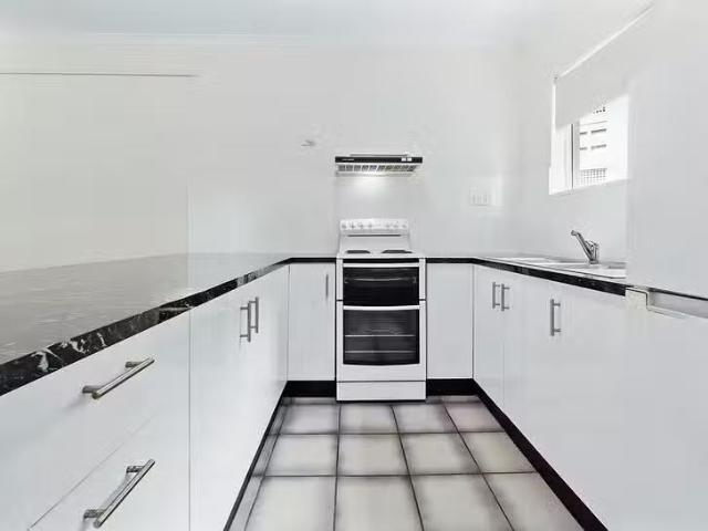 Apartment for rent in Yorkeys Knob, Queensland
