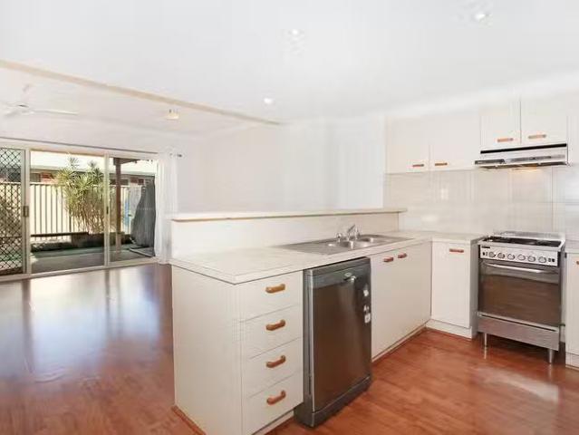 Apartment for rent in Kings Creek, Queensland