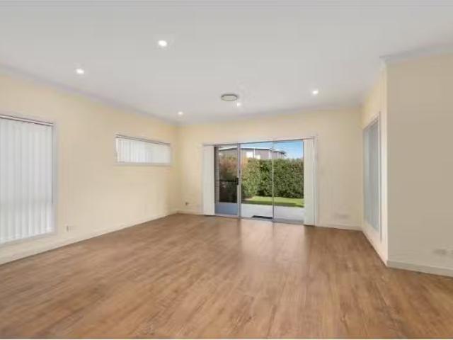 Condo for rent in Sydney, New South Wales