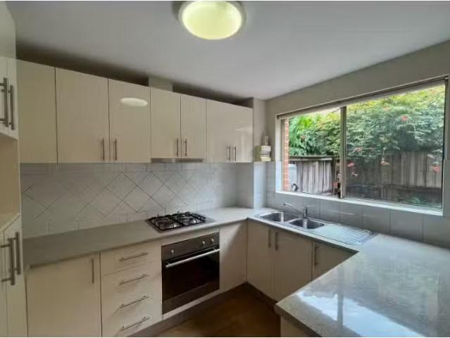 Condo for rent in Sydney, New South Wales