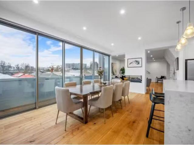 Condo for rent in Camerons Creek, Victoria