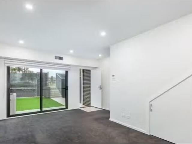 Condo for rent in Australian Capital Territory