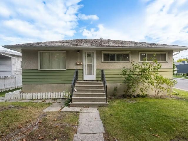 House for rent in Windsor Park, Calgary