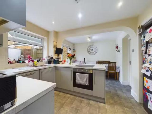 House for rent in Bitton