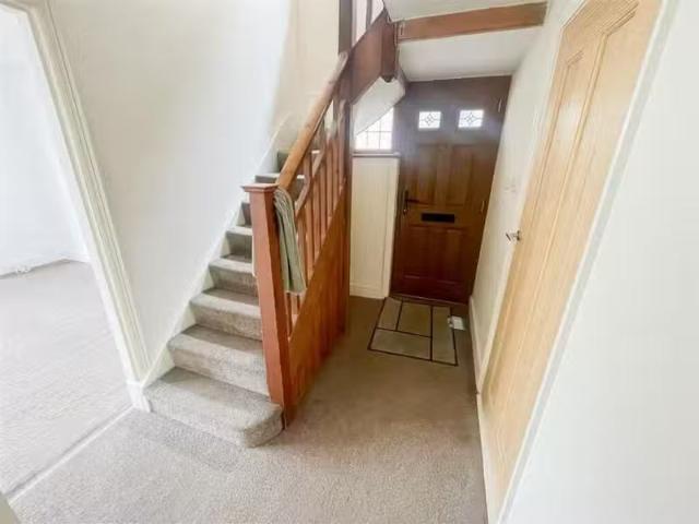 House for rent in Seven Kings, Greater London