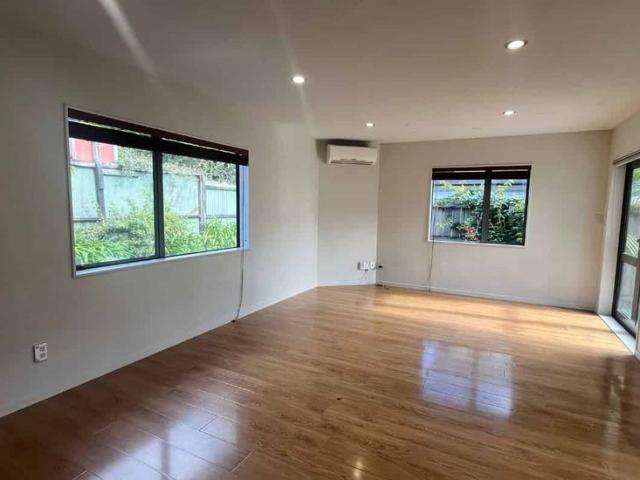 House for rent in Avondale