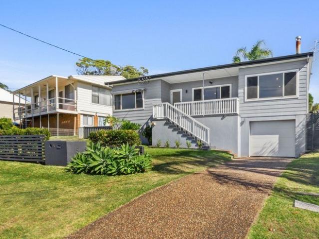 House for rent in Belmont North, Newcastle-Maitland