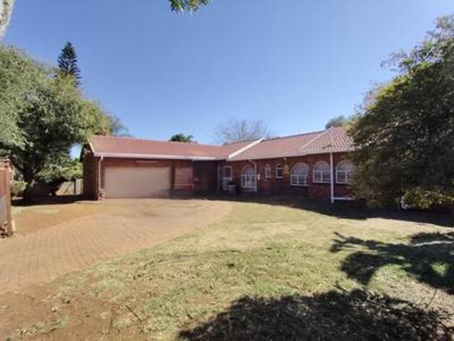 House for sale in Akasia