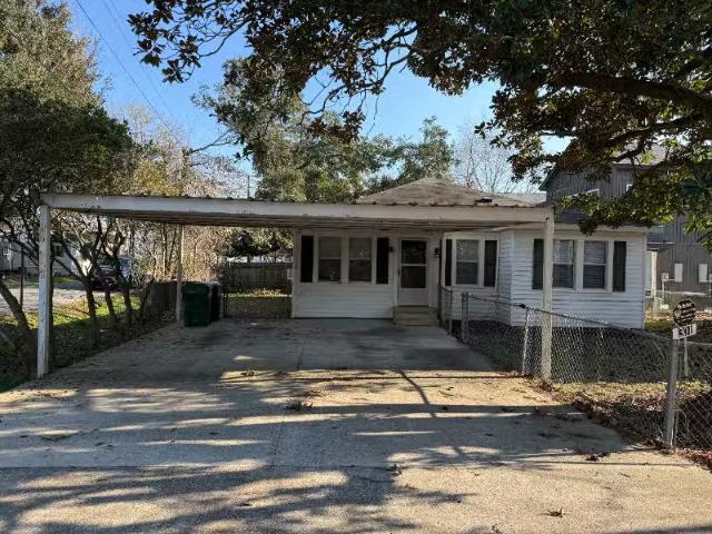 House for rent in Lafayette