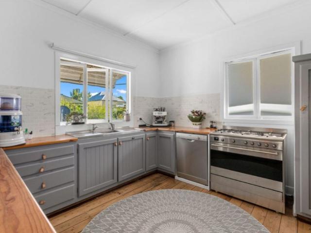 Apartment for rent in Toombul, Queensland