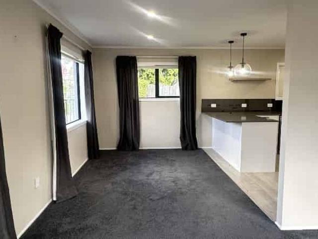 House for rent in Awhitu, Oroua County