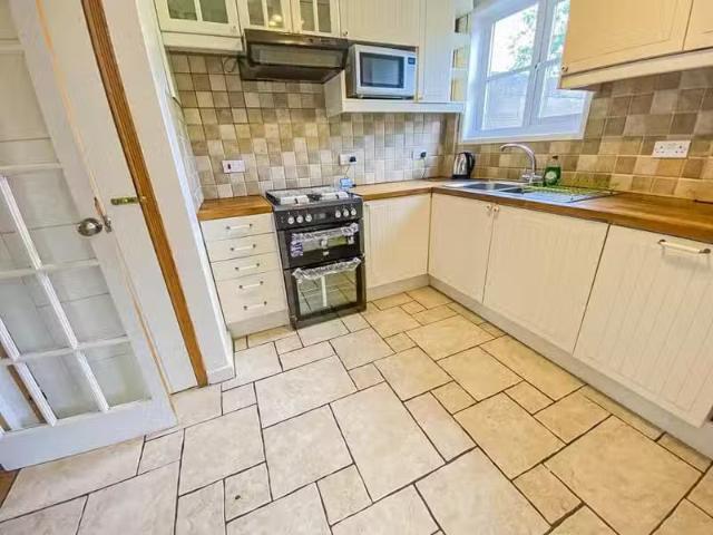 House for rent in Kew, Greater London