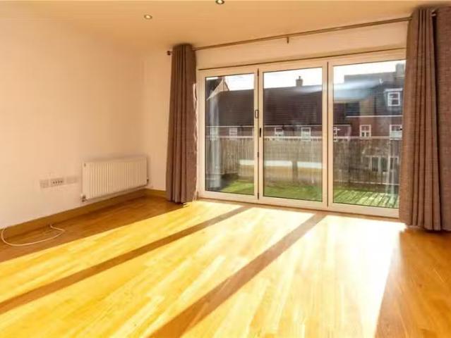 House for rent in Pouchen End, Hertfordshire