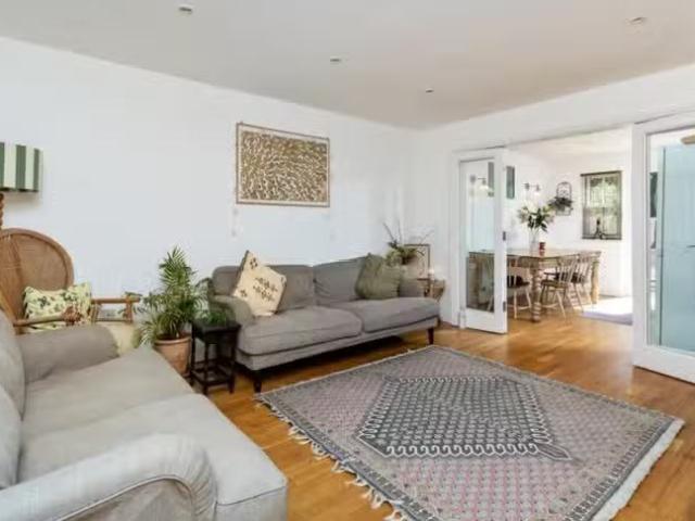 House for rent in Fishersgate, West Sussex