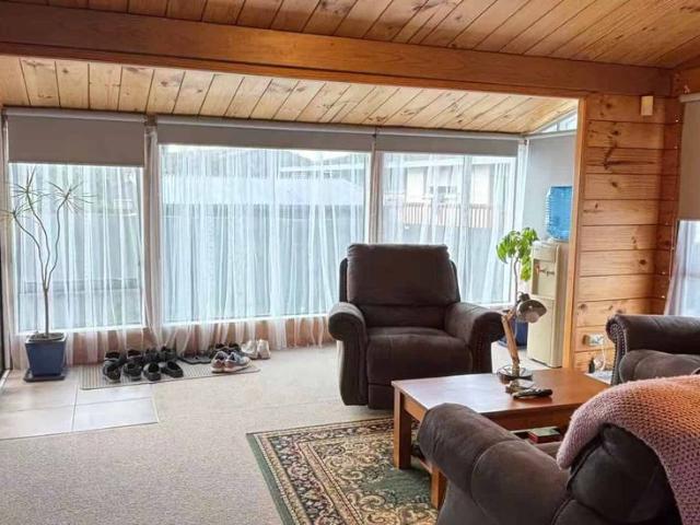 House for rent in Howick, Oroua County