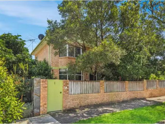 Condo for rent in Sydney, New South Wales