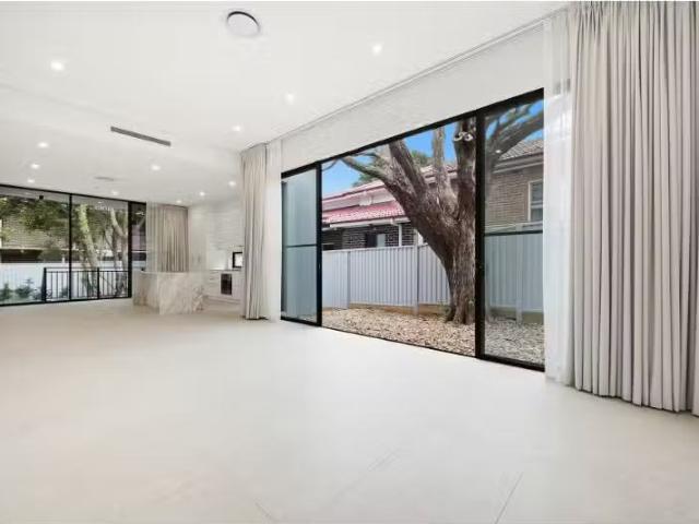 Condo for rent in Sydney, New South Wales